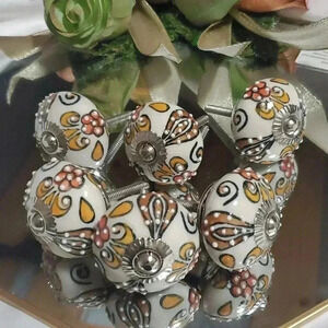 COPY - P10 Ceramic knobs - p1 yellow flower